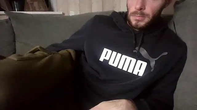 Snapshot of MasterJakeJohns chatting on December 2025 10:48:01 PM MasterJakeJohns online show from December 2025 10:48:01 PM