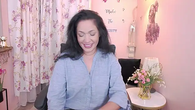 MyLovOne online show from June 2026 01:09:02 PM