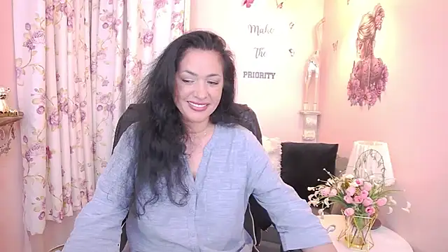 MyLovOne online show from May 2026 12:33:01 PM