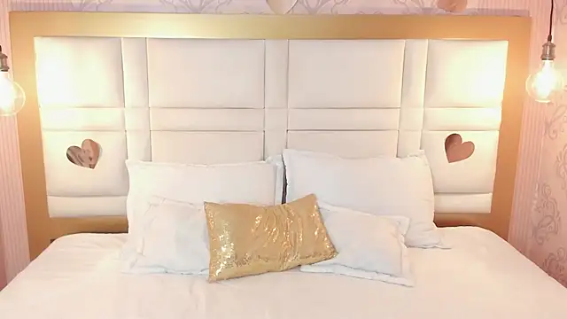 luna hot ass online show from January 2026 07:51:01 PM