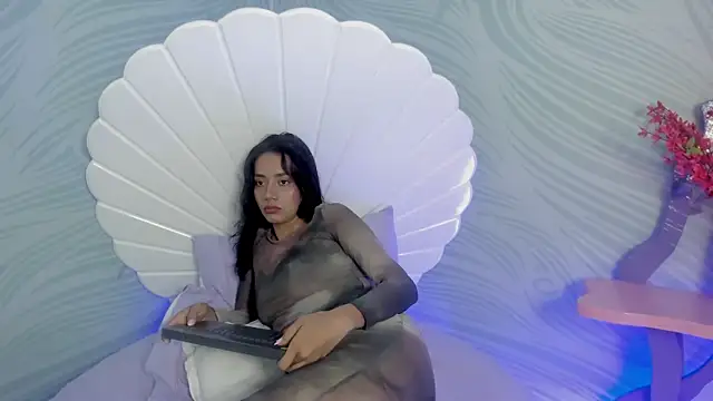 Snapshot of luna_hot_ass chatting on November 2025 07:40:02 PM luna hot ass online show from November 2025 07:40:02 PM