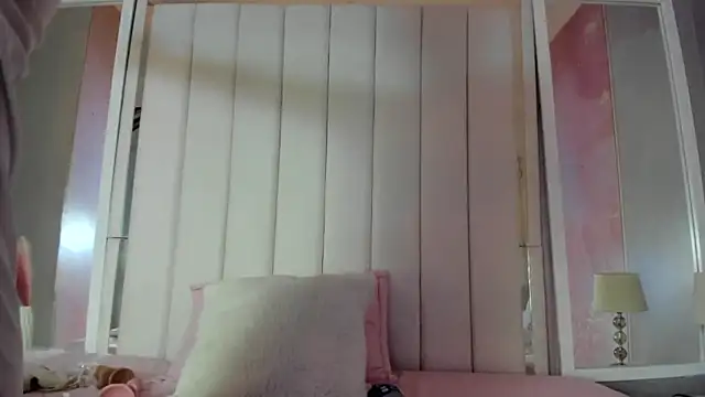 Snapshot of luna_hot_ass chatting on October 2025 08:29:01 PM luna hot ass online show from October 2025 08:29:01 PM