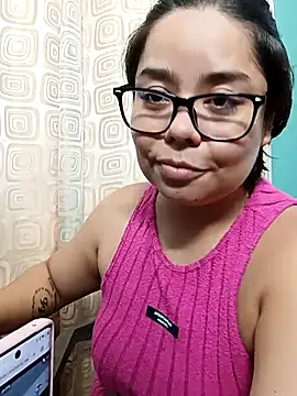 Snapshot of saenz_eymi chatting on May 2026 06:24:02 PM saenz eymi online show from May 2026 06:24:02 PM