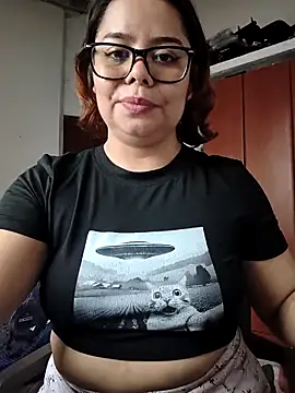 Snapshot of saenz_eymi chatting on April 2026 08:09:02 PM saenz eymi online show from April 2026 08:09:02 PM