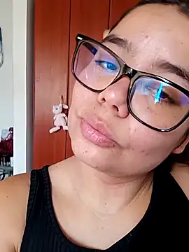 saenz eymi online show from December 2025 02:21:02 PM