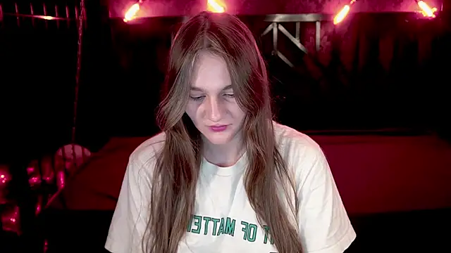 DiamondGoldie online show from March 2026 08:35:01 PM