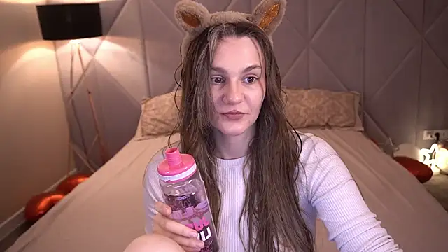 DiamondGoldie online show from March 2026 07:04:02 PM