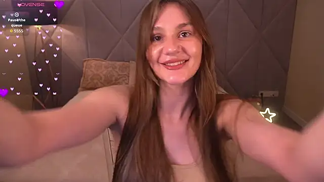 Snapshot of DiamondGoldie chatting on May 2026 07:09:02 PM DiamondGoldie online show from May 2026 07:09:02 PM