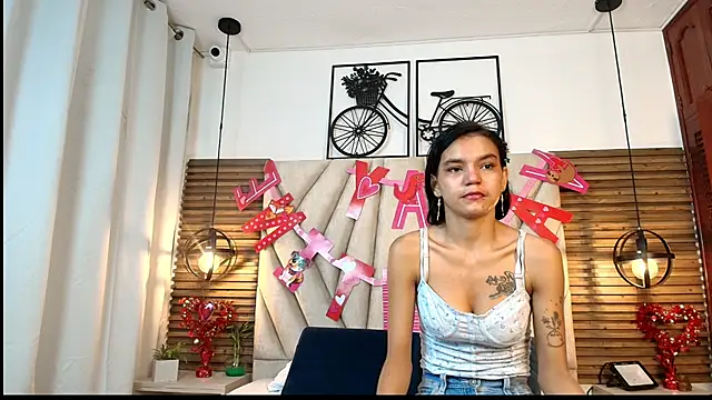 Snapshot of Cinthiabaker chatting on September 2025 11:49:01 AM Cinthiabaker online show from September 2025 11:49:01 AM