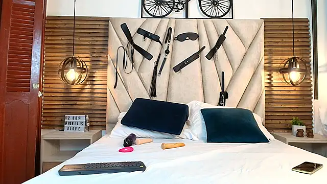 Snapshot of Cinthiabaker chatting on November 2025 11:54:01 AM Cinthiabaker online show from November 2025 11:54:01 AM