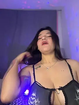 Linda Bellucci online show from July 2026 04:08:02 AM