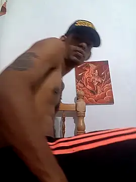 Snapshot of Negritohot2828 chatting on October 2025 02:01:01 AM Negritohot2828 online show from October 2025 02:01:01 AM