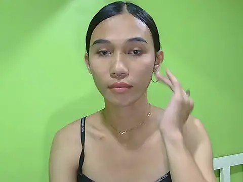 Urfucking khloe1 online show from January 2026 12:25:01 AM