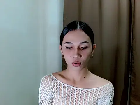 Urfucking khloe1 online show from November 2025 12:31:01 PM