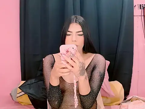 Snapshot of _crystal23_ chatting on October 2025 04:46:02 AM  crystal23  online show from October 2025 04:46:02 AM