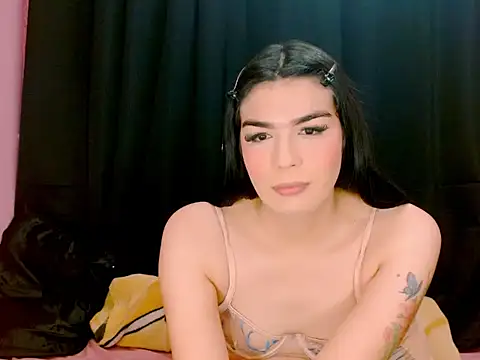 Snapshot of _crystal23_ chatting on October 2025 04:33:02 AM  crystal23  online show from October 2025 04:33:02 AM