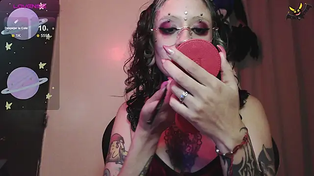 Snapshot of vainilla_doll chatting on July 2026 10:07:02 PM vainilla doll online show from July 2026 10:07:02 PM