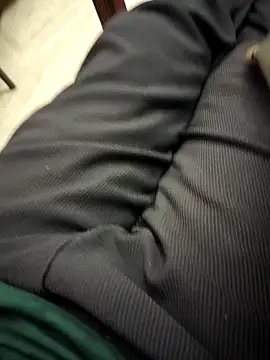 Yourslovingdick online show from September 2025 10:13:01 PM