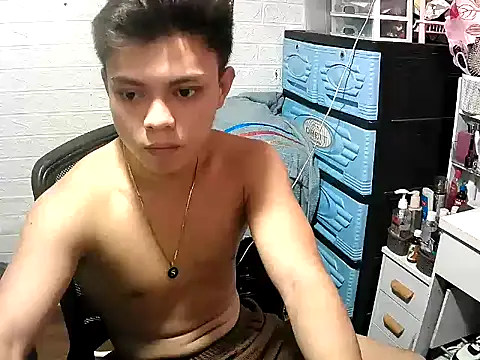 Snapshot of Pinoy_slutcummer69 chatting on May 2026 08:07:02 AM Pinoy slutcummer69 online show from May 2026 08:07:02 AM