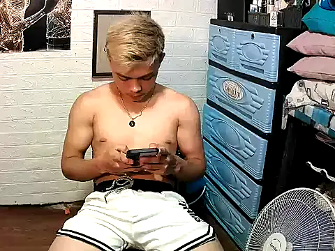 Snapshot of Pinoy_slutcummer69 chatting on November 2025 11:25:02 AM Pinoy slutcummer69 online show from November 2025 11:25:02 AM