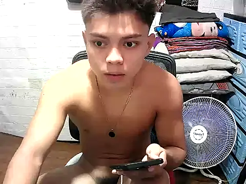 Snapshot of Pinoy_slutcummer69 chatting on May 2026 10:23:01 AM Pinoy slutcummer69 online show from May 2026 10:23:01 AM