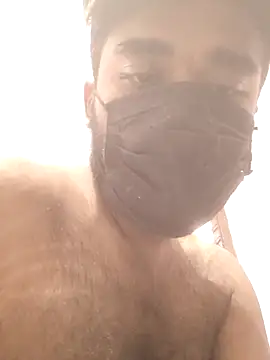 Snapshot of 00USER chatting on September 2025 04:29:02 AM 00USER online show from September 2025 04:29:02 AM