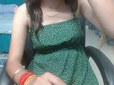 Snapshot of Urlove_lily chatting on September 2025 03:51:01 PM Urlove lily online show from September 2025 03:51:01 PM