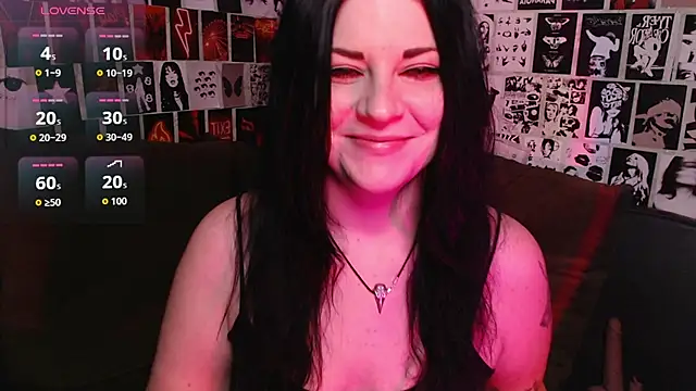 Kvopa online show from November 2025 09:15:04 PM