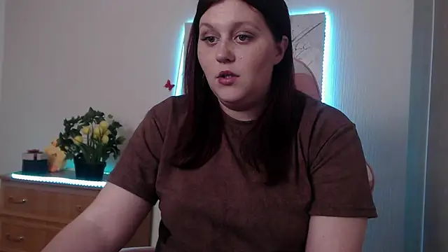 Alisawoods  online show from May 2026 01:15:01 PM