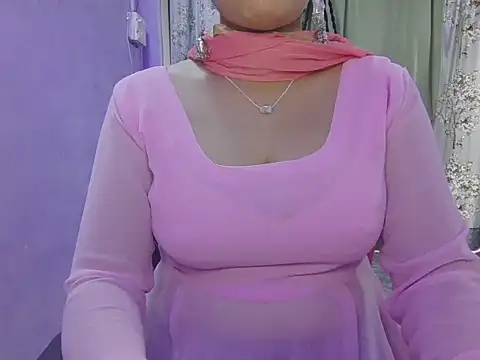 Snapshot of Naina_007 chatting on October 2025 10:14:01 AM Naina 007 online show from October 2025 10:14:01 AM