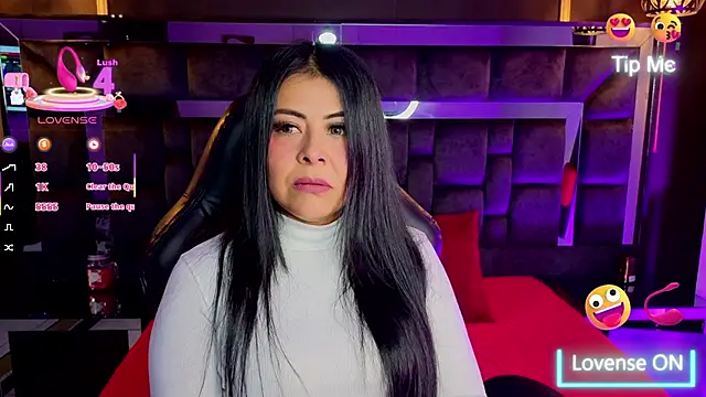 Aniajoness  online show from December 2025 03:50:02 AM