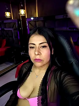 Aniajoness  online show from December 2025 04:05:02 AM