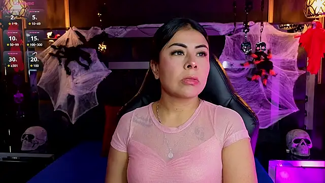 Aniajoness  online show from October 2025 04:00:01 AM