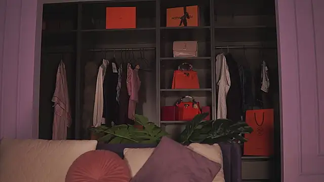 Monique Celeste online show from February 2026 04:23:01 AM