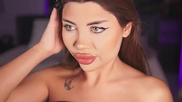 Monique Celeste online show from April 2026 03:53:02 AM