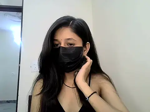 Snapshot of GUDIYA_BAB chatting on October 2025 07:53:02 AM GUDIYA BAB online show from October 2025 07:53:02 AM