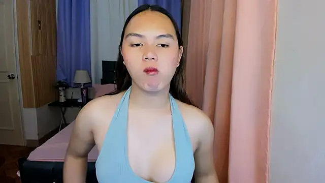 Snapshot of ameliamaureen chatting on May 2026 10:57:02 AM ameliamaureen online show from May 2026 10:57:02 AM