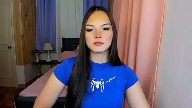 Snapshot of ameliamaureen chatting on June 2026 12:43:01 AM ameliamaureen online show from June 2026 12:43:01 AM