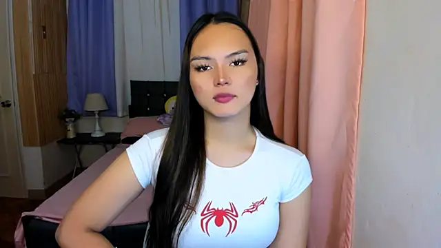 Snapshot of ameliamaureen chatting on June 2026 06:35:02 AM ameliamaureen online show from June 2026 06:35:02 AM