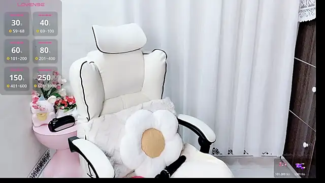 phuongnhi  online show from March 2026 06:26:01 AM