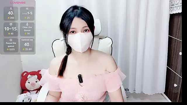 phuongnhi  online show from March 2026 01:42:01 PM