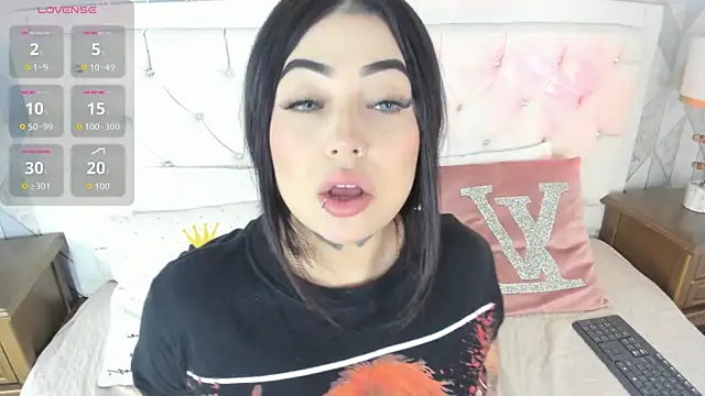 MeganStar   online show from October 2025 11:55:02 AM
