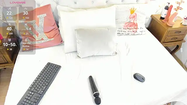 MeganStar   online show from October 2025 11:57:02 AM