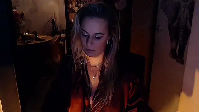 Mrs-Aurora online show from January 2026 12:36:02 AM