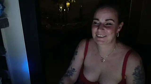 Mrs-Aurora online show from March 2026 10:10:02 PM