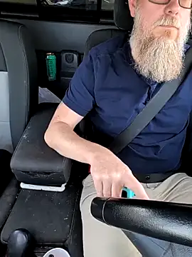 sizableunicorn7 online show from April 2026 08:26:02 PM