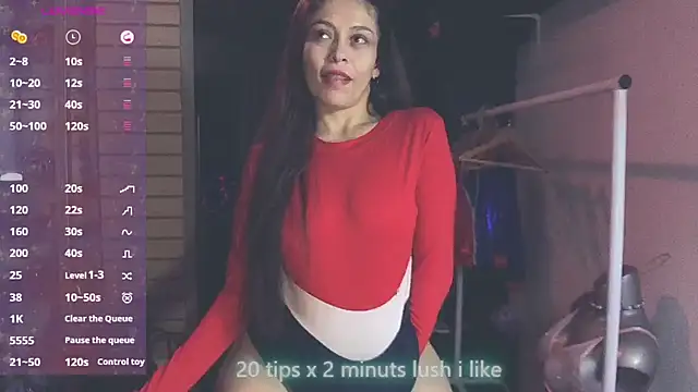 xinamora online show from October 2025 06:15:01 AM