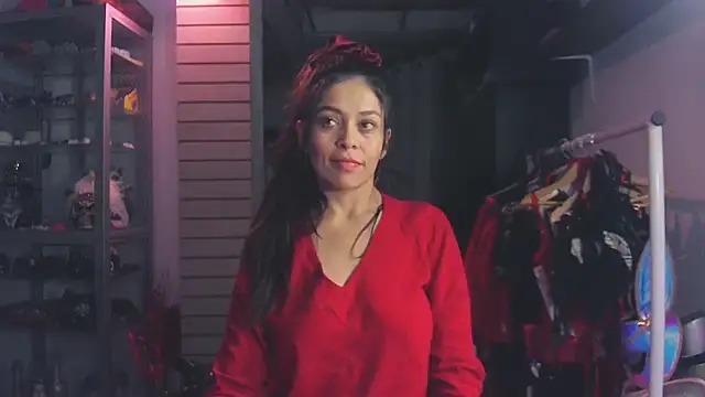 xinamora online show from October 2025 04:14:01 AM