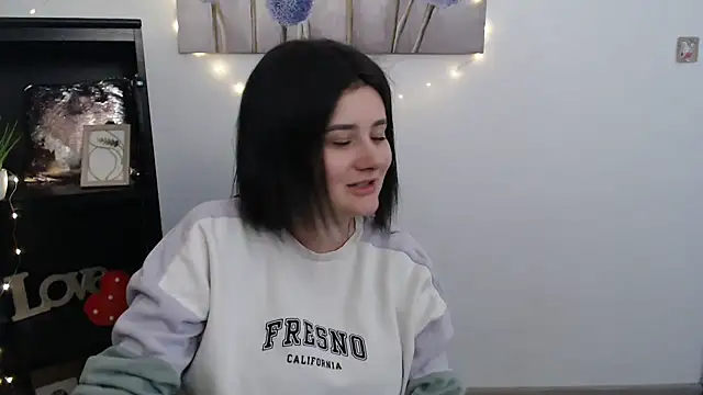 Katrin kiss  online show from March 2026 01:19:02 PM