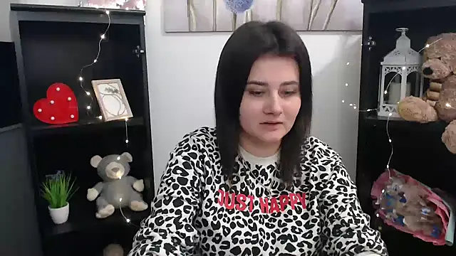 Katrin kiss  online show from October 2025 12:41:02 PM
